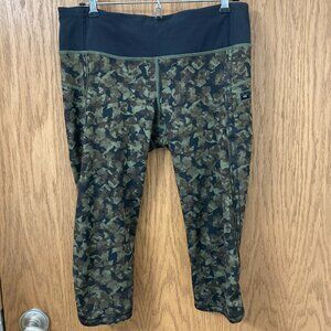 Lululemon Run Top Speed Crop Luxtreme Mystic Jungle Fatigue Green - 8